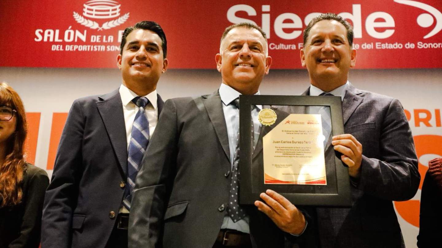 PARA EL “FLACO” DURAZO EL BEISBOL HA SIDO PARTE FUNDAMENTAL DE SU VIDA 